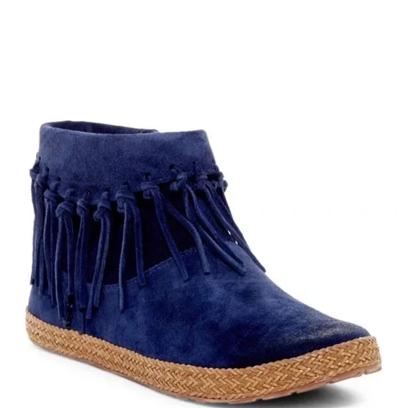 UGG Blue Knotted Fringe Shenendoah Leather Suede Memory Form Fur Lined  Booties